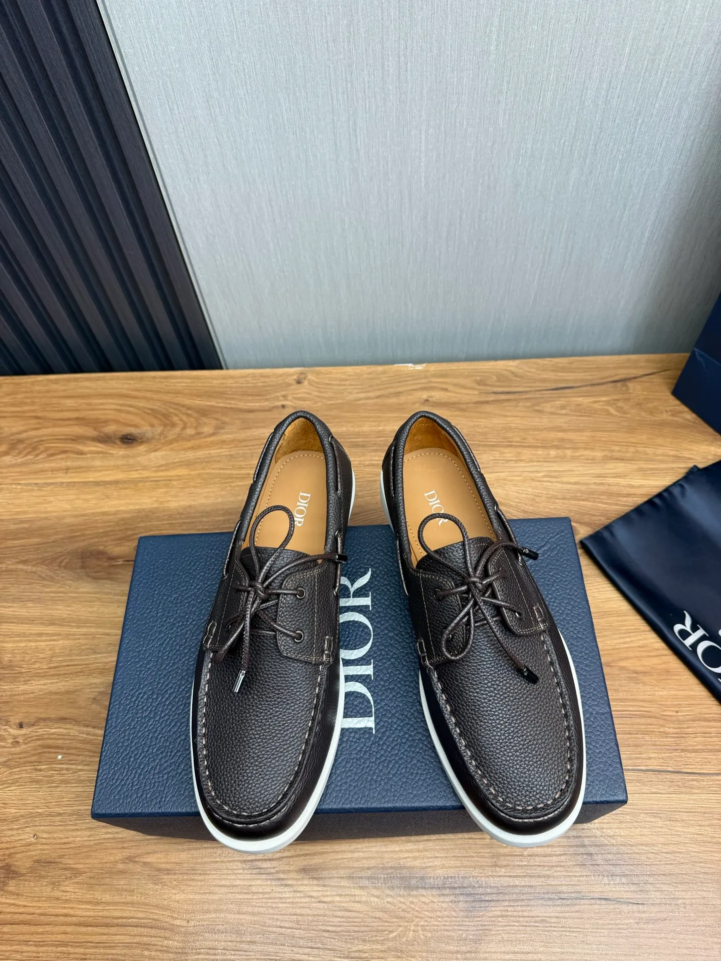 Men's shoes 💰560💰 [Dior] Men's official website na hot sale 🔥Imported cowhide + cowhide lining. Original rubber wear-resistant outsole. High quality shipment ⬆️Code number 38-44, (45 customized)